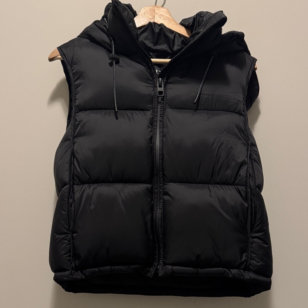 Zara Black Puffer Vest with Hood